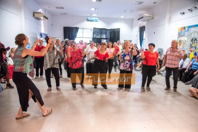 SMT: Estos son todos los talleres gratuitos 2026 para adultos mayores